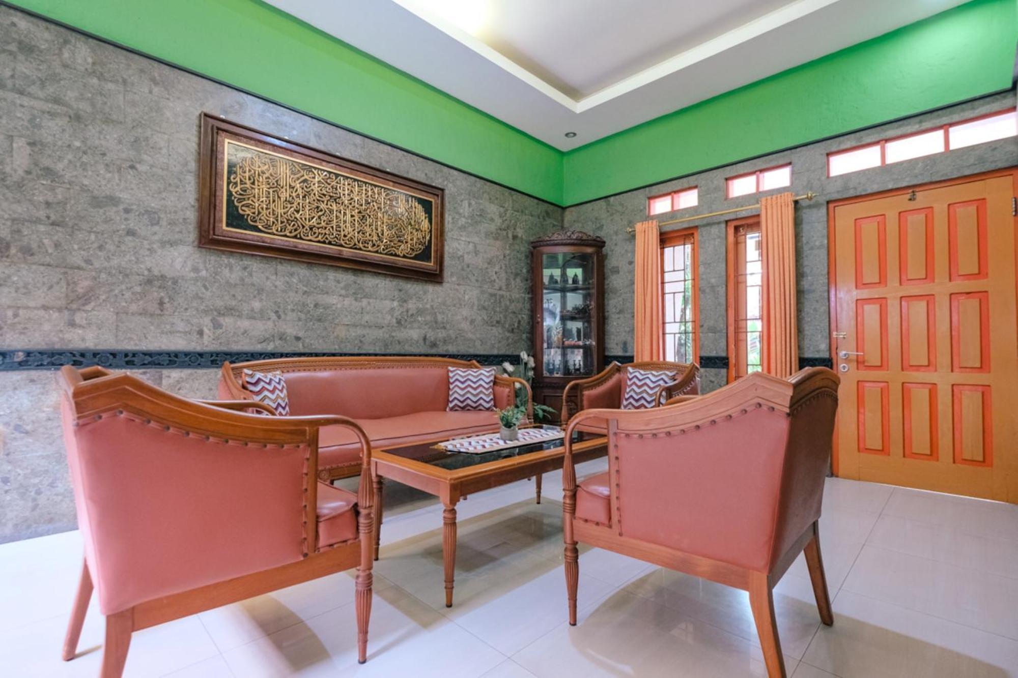 Homestay Simply Homy Jogja Dekat Gembira Loka Zoo Jogjacarta Exterior foto